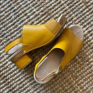 Dansko shoes, Madelyn Sandal Size 37 clogs